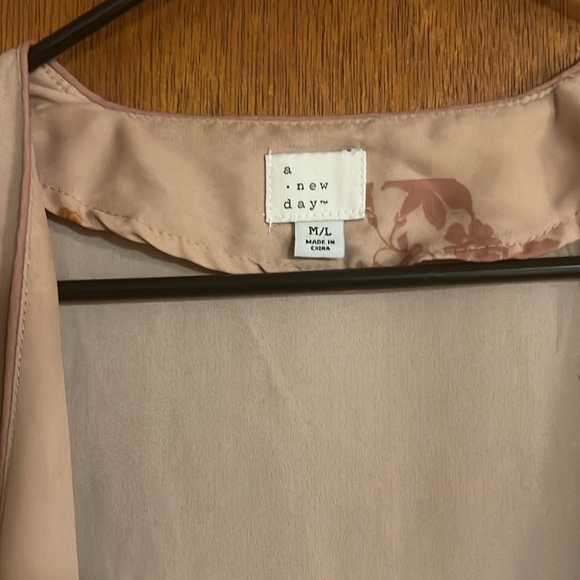 Bought for a styled shoot. - Picture 4 of 5